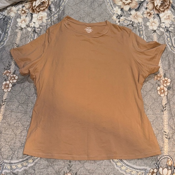 SKIMS FITS EVERYBODY SHORT SLEEVE TSHIRT - Picture 1 of 3